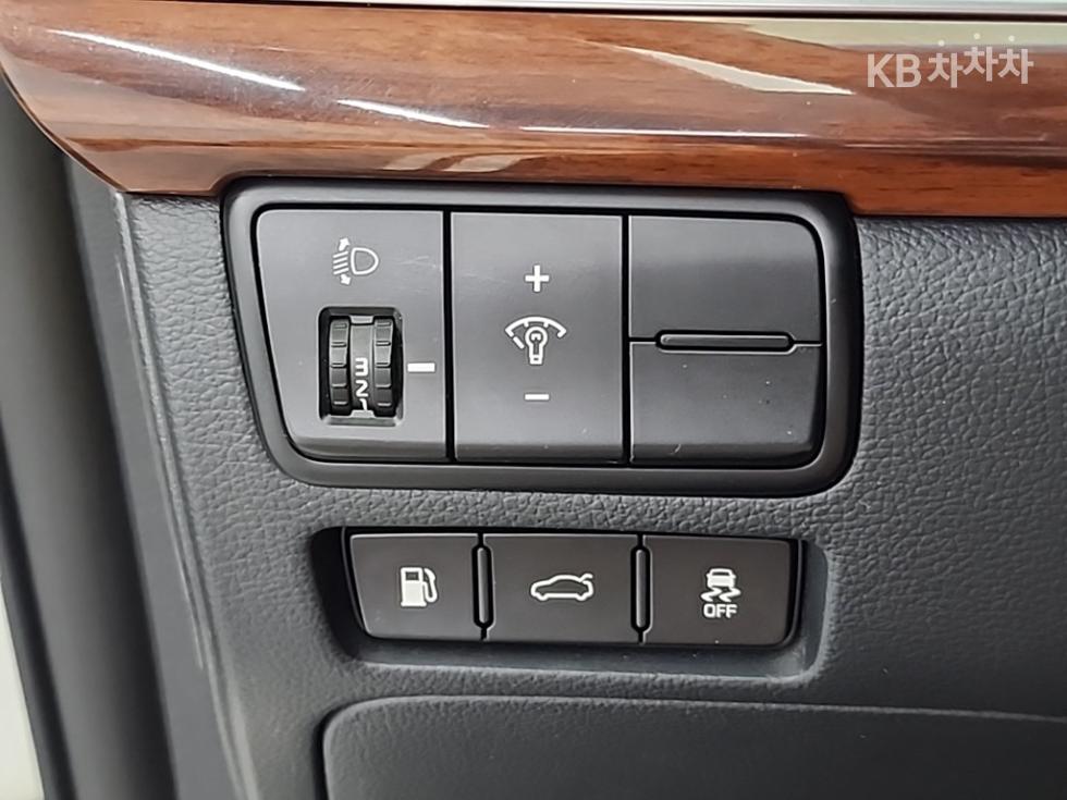 2017 - kia k7