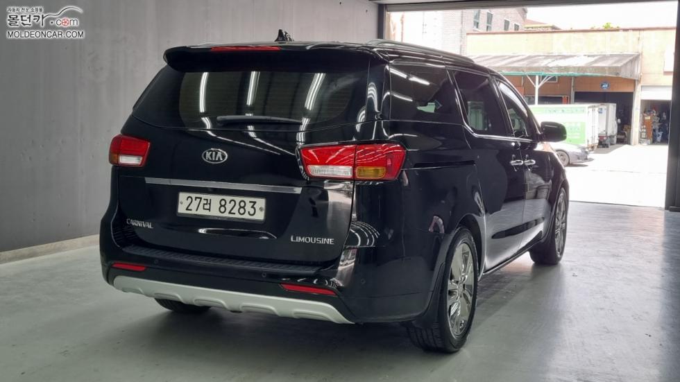 2017 - kia carnival