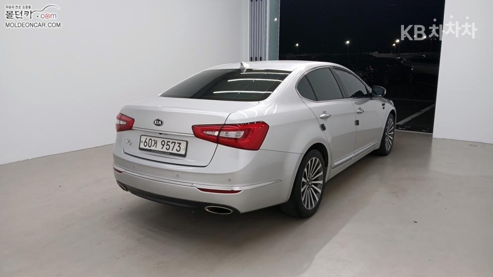 2013 - kia k7