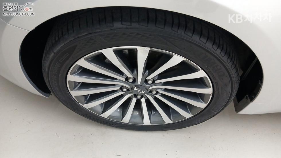 2013 - kia k7