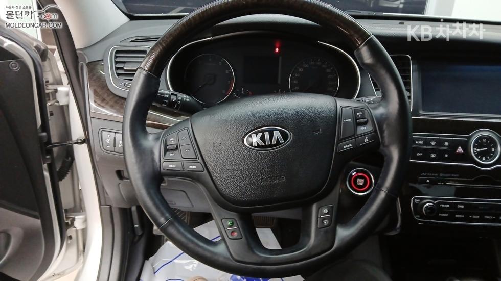 2013 - kia k7
