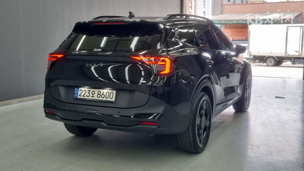 2025 - kia sportage