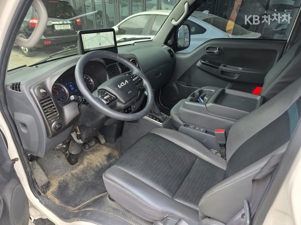 2022 - kia bongo iii