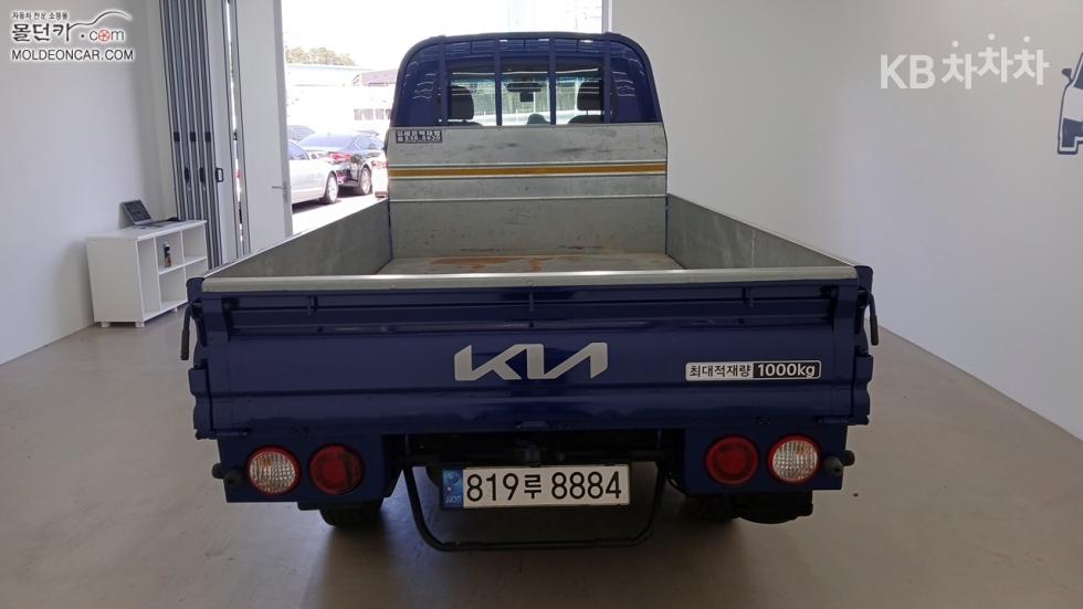 2022 - kia bongo iii