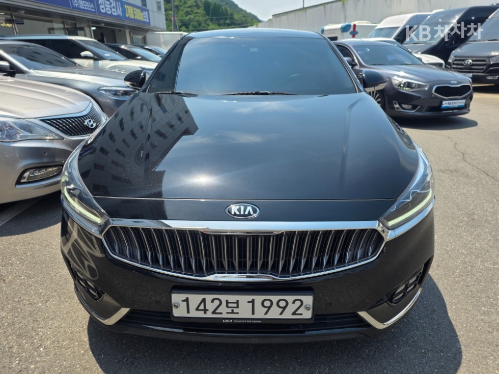 2017 - kia k7