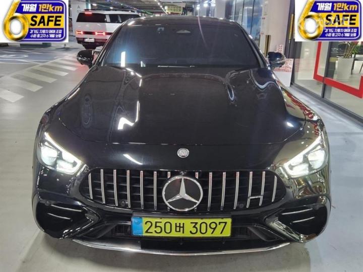 Mercedes-Benz AMG GT 43 4MATIC+ — foto 1