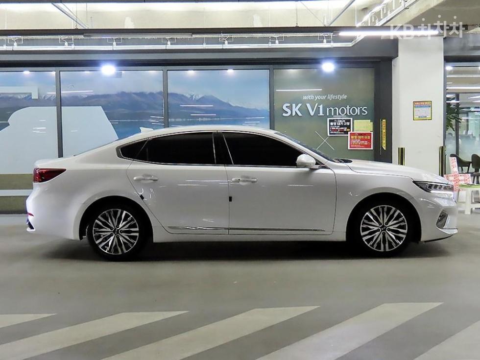 2021 - kia k7