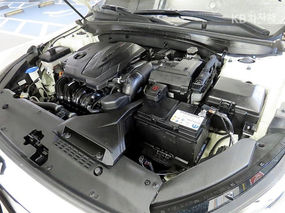 2021 - kia k7