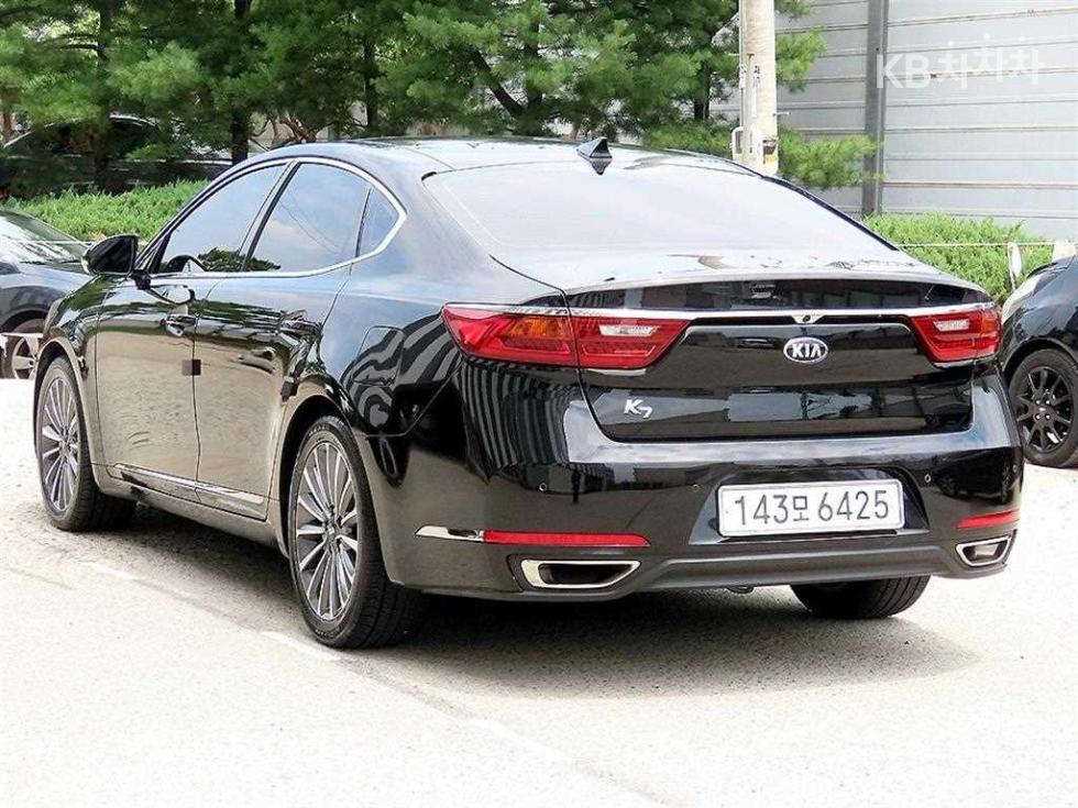 2018 - kia k7