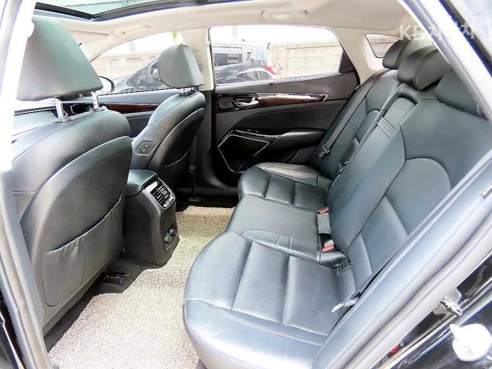 2018 - kia k7