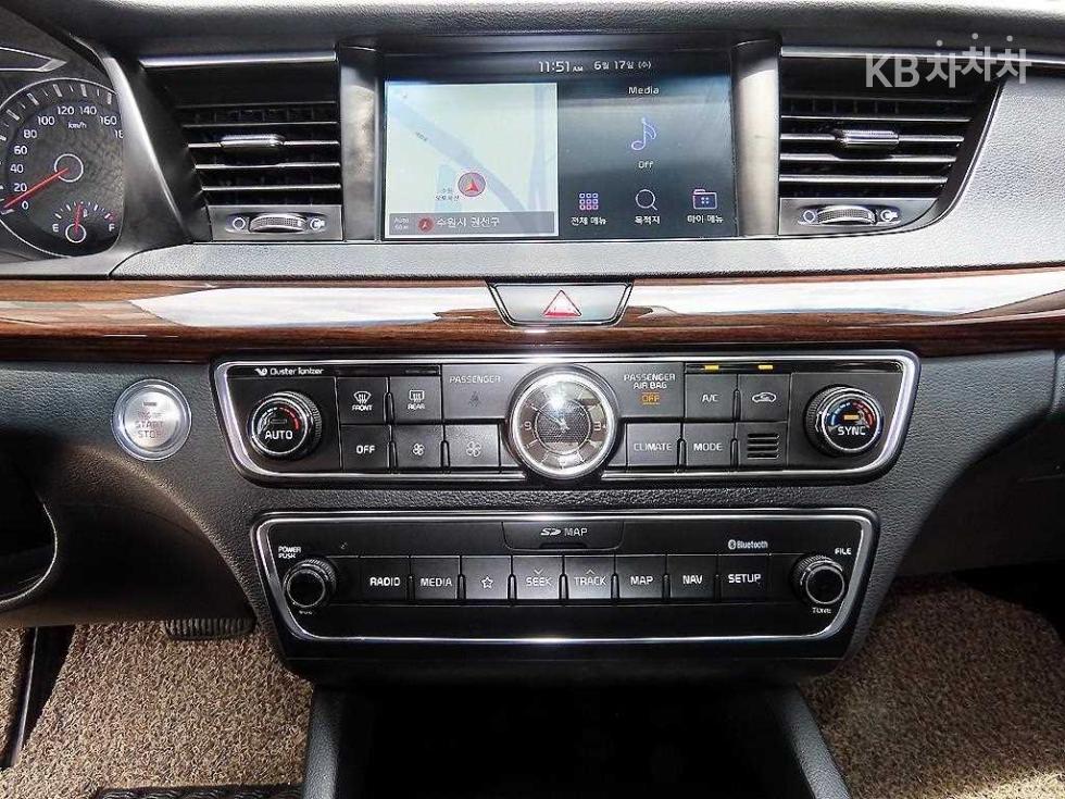 2018 - kia k7