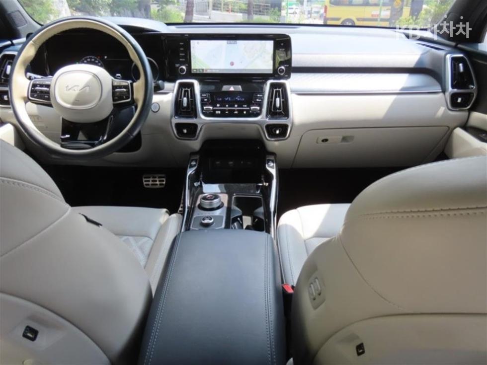 2023 - kia sorento