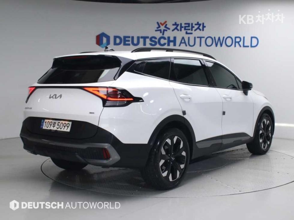 2022 - kia sportage