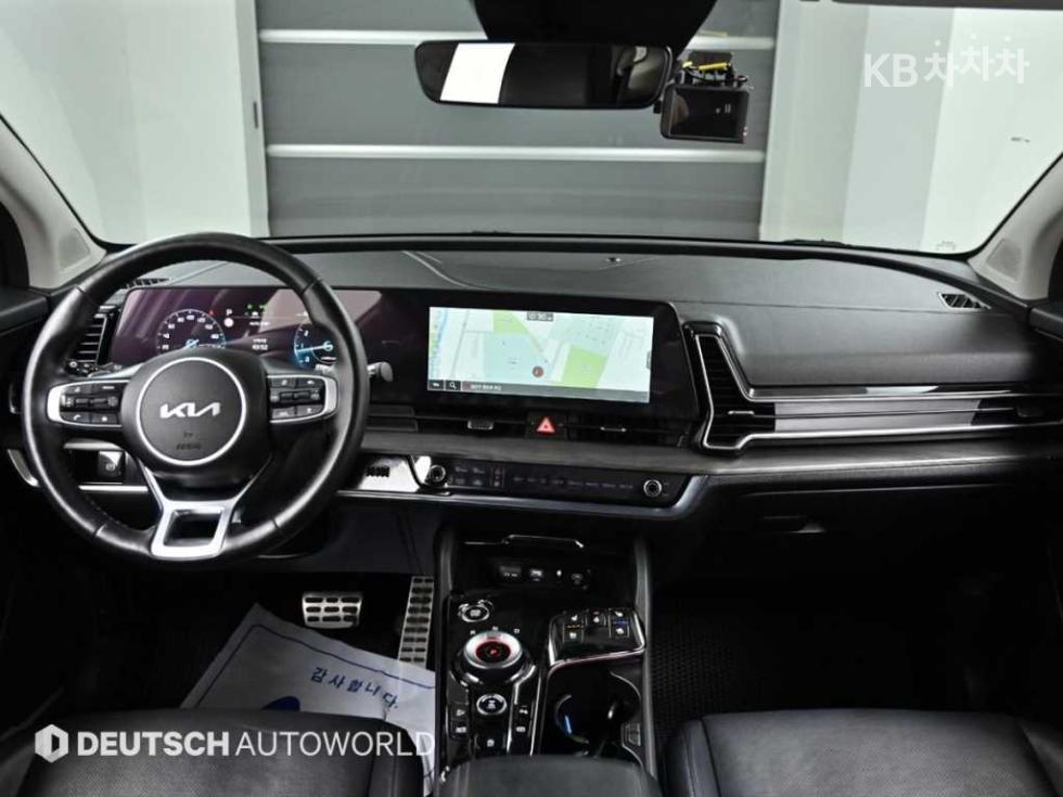 2022 - kia sportage