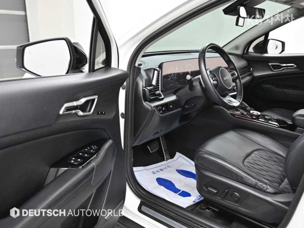2022 - kia sportage