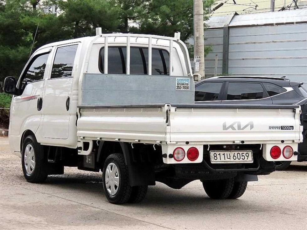2023 - kia bongo iii
