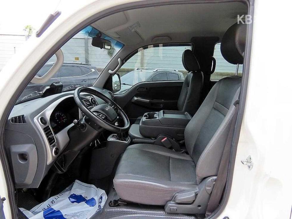 2023 - kia bongo iii