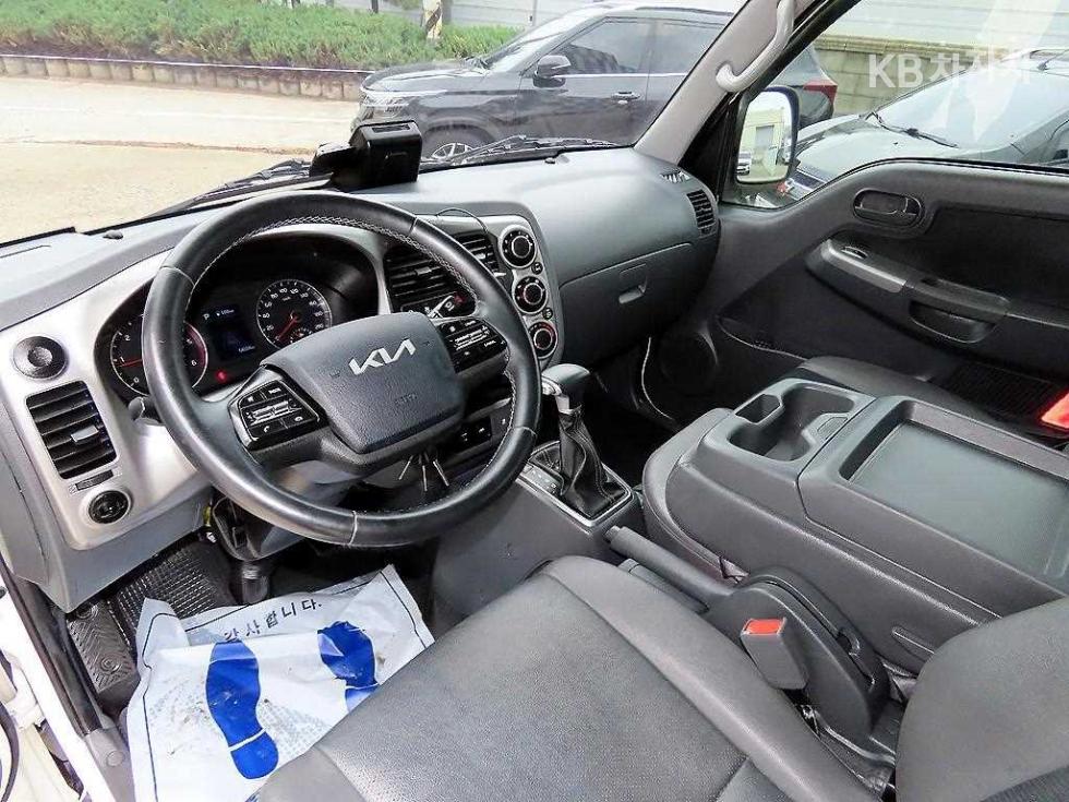 2023 - kia bongo iii