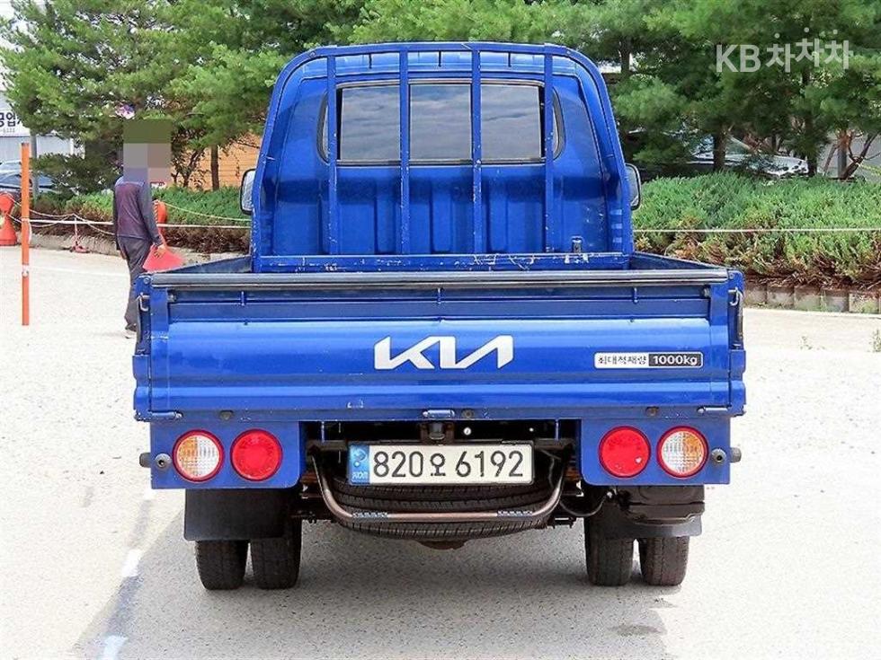 2022 - kia bongo iii