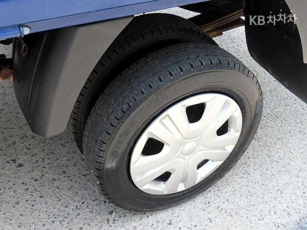 2022 - kia bongo iii