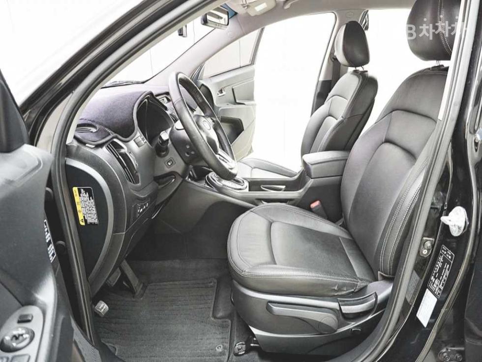 2012 - kia sportage