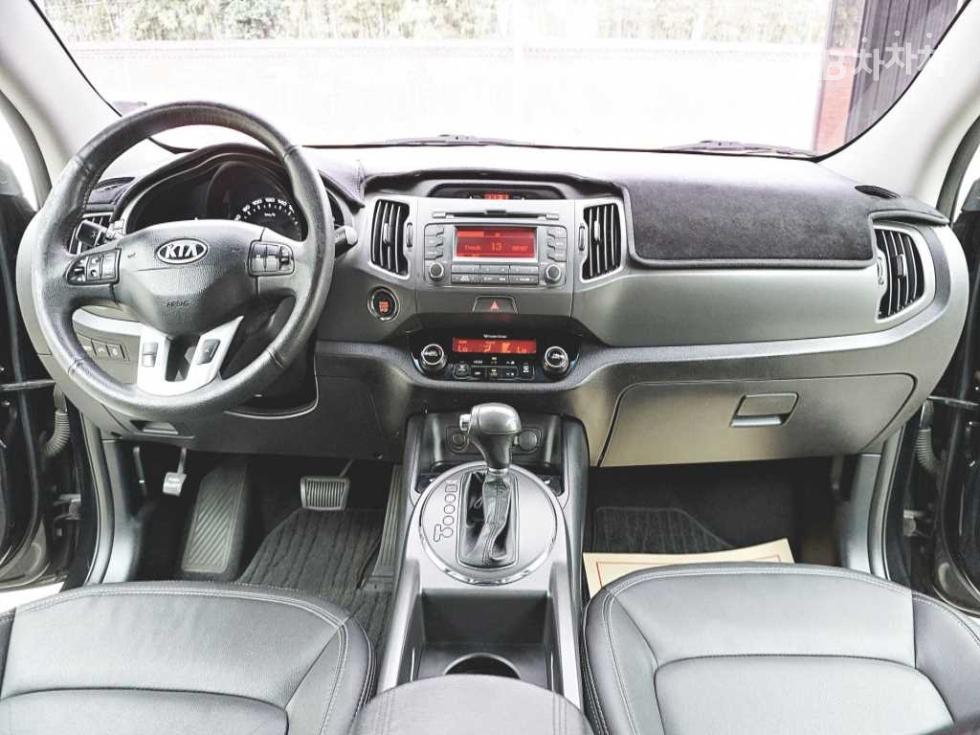2012 - kia sportage