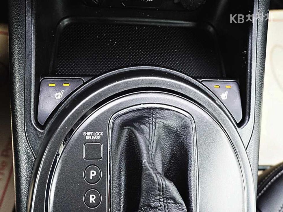 2012 - kia sportage