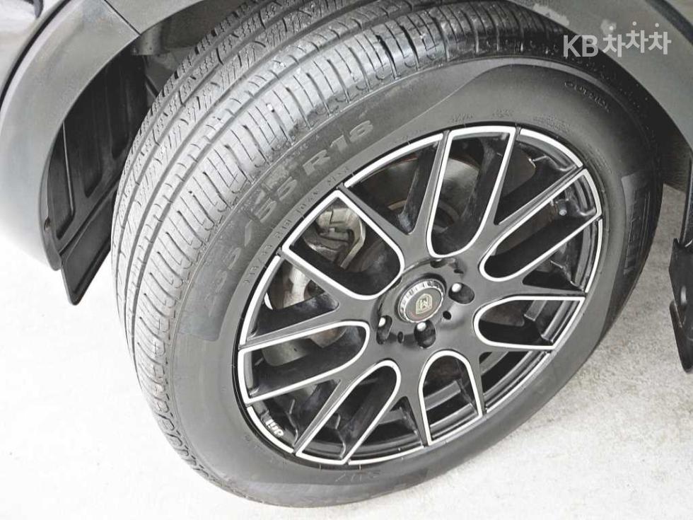 2012 - kia sportage