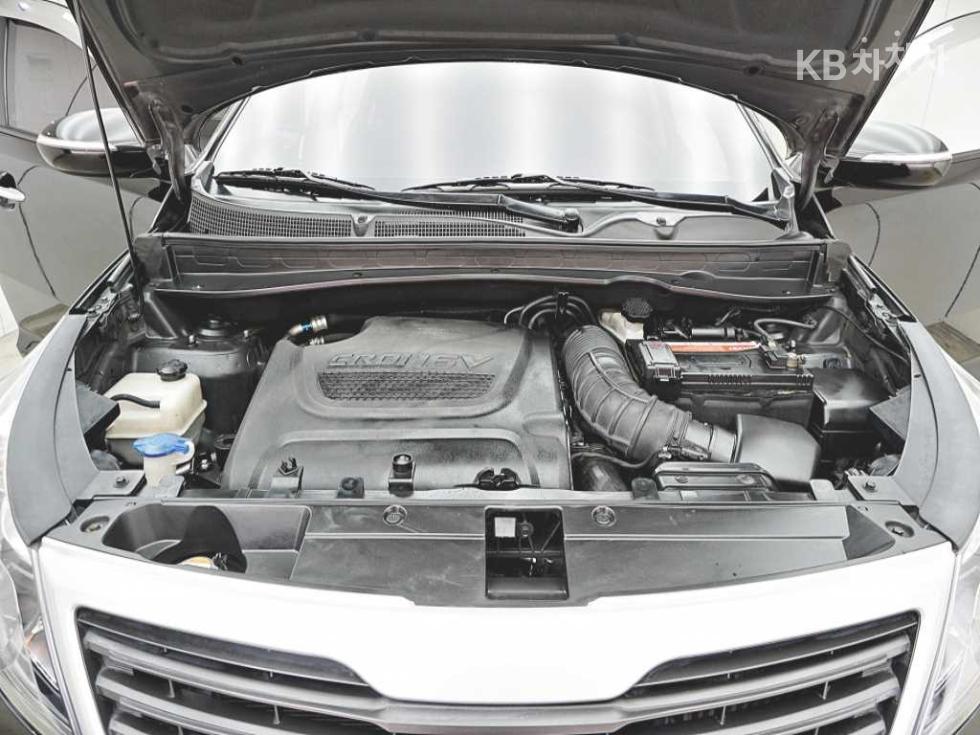 2012 - kia sportage