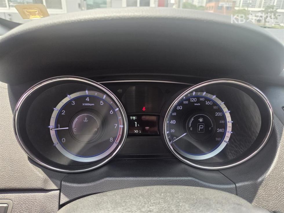 Hyundai Sonata — miniaturë 14