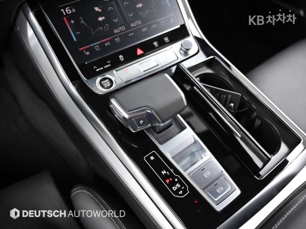 2025 - audi q7