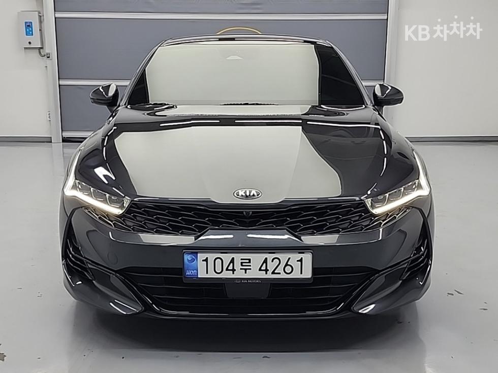 2021 - kia k5