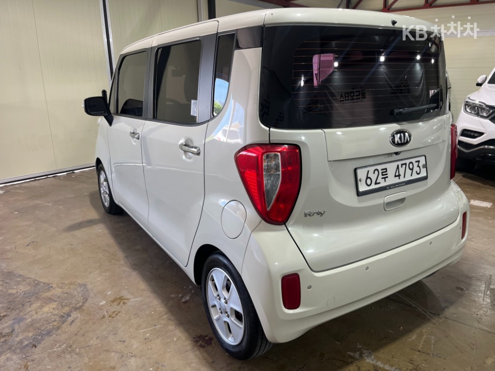 2017 - kia ray
