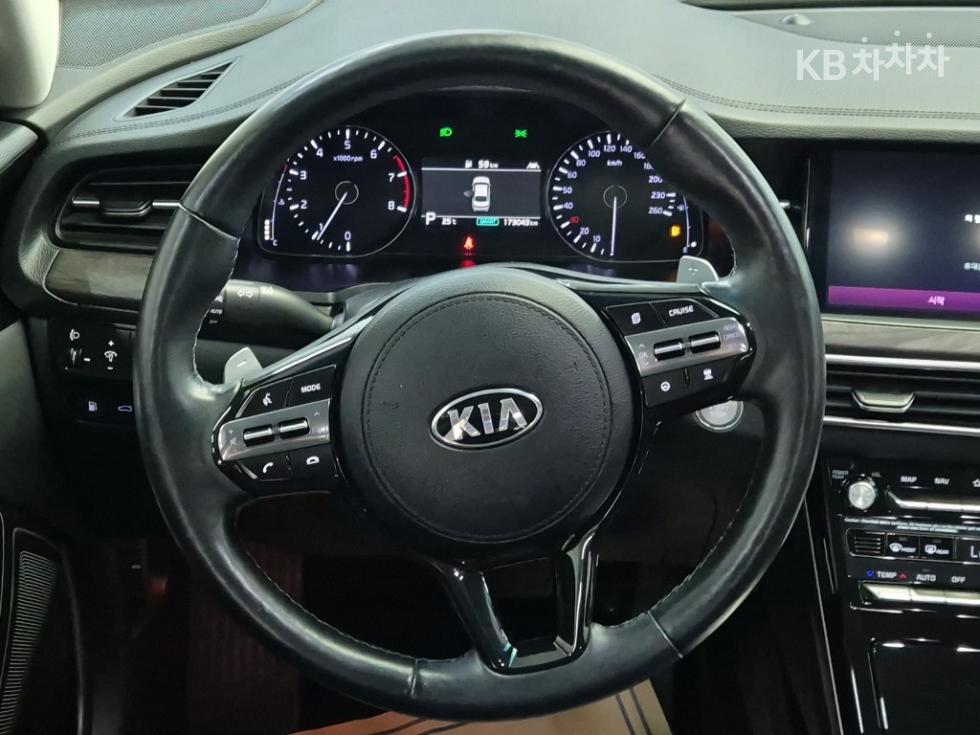 2020 - kia k7