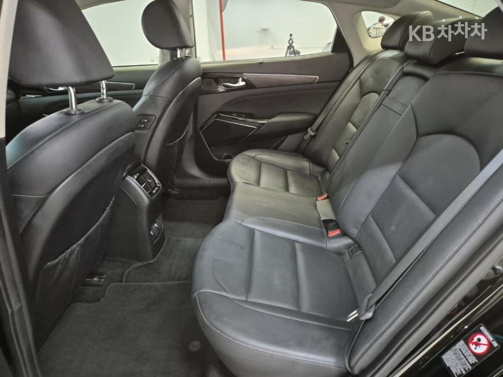 2020 - kia k7