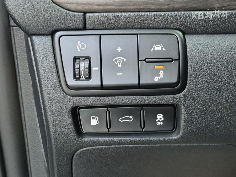 2020 - kia k7