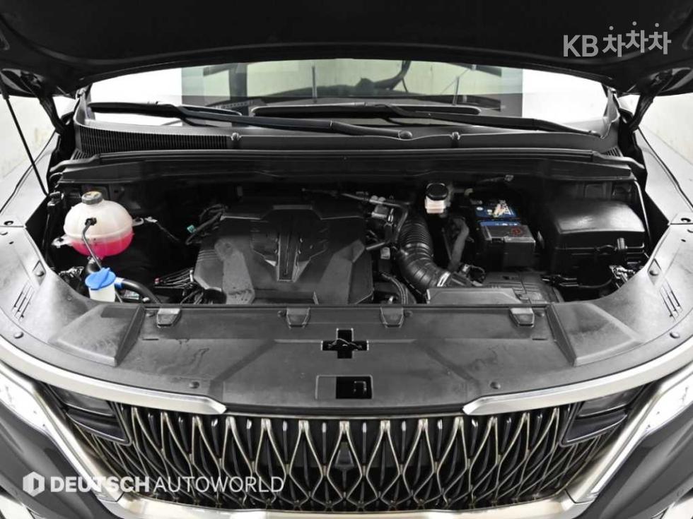 2023 - kia carnival