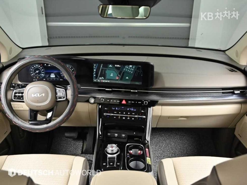2023 - kia carnival