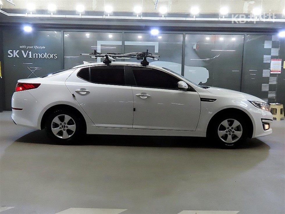 Kia K5 — miniaturë 3