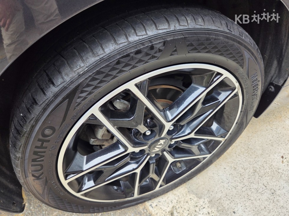 2020 - kia k5