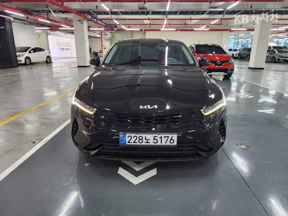 2022 - kia k5