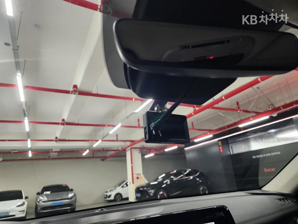 2022 - kia k5