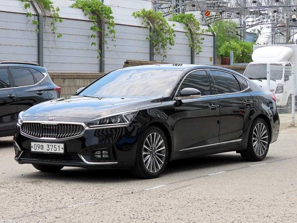 2019 - kia k7