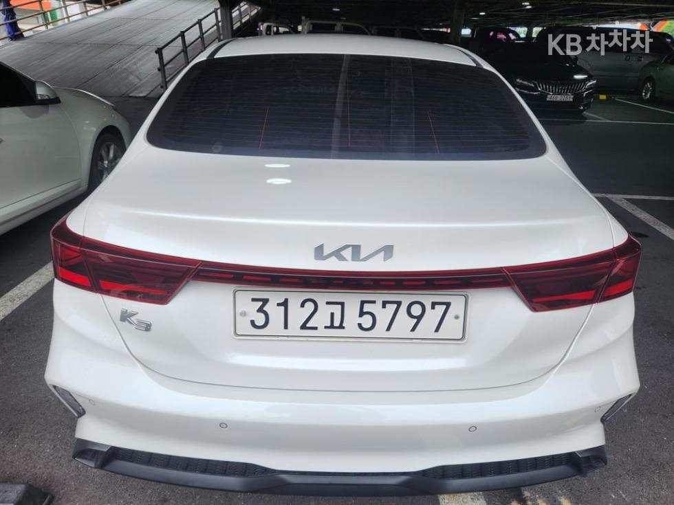 2022 - kia k3