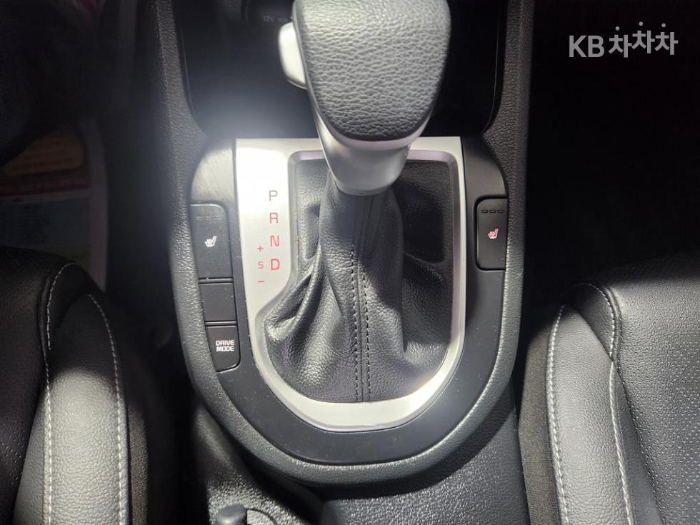 2022 - kia k3