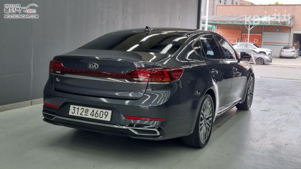 2020 - kia k7