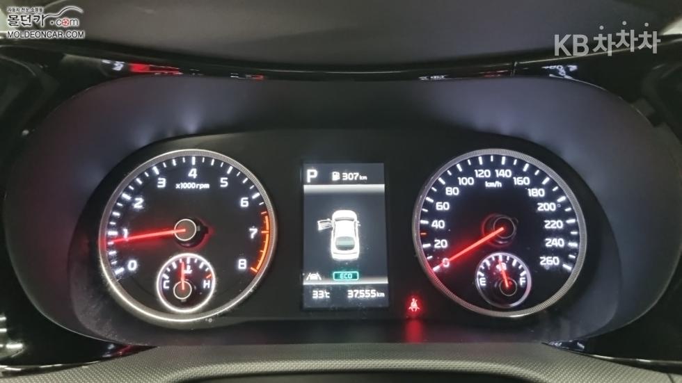 2021 - kia k5