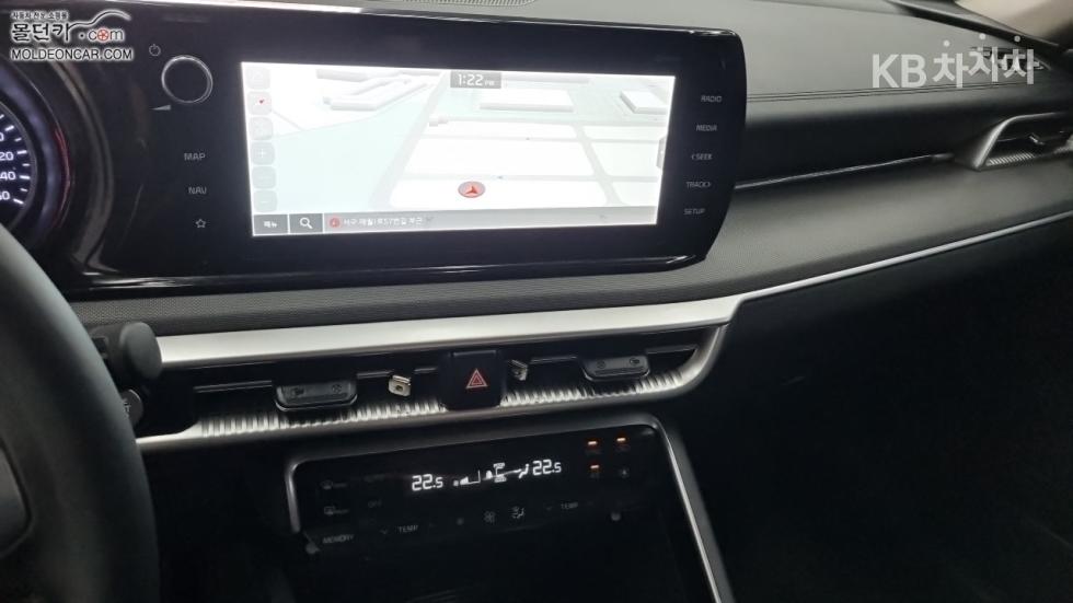 2021 - kia k5