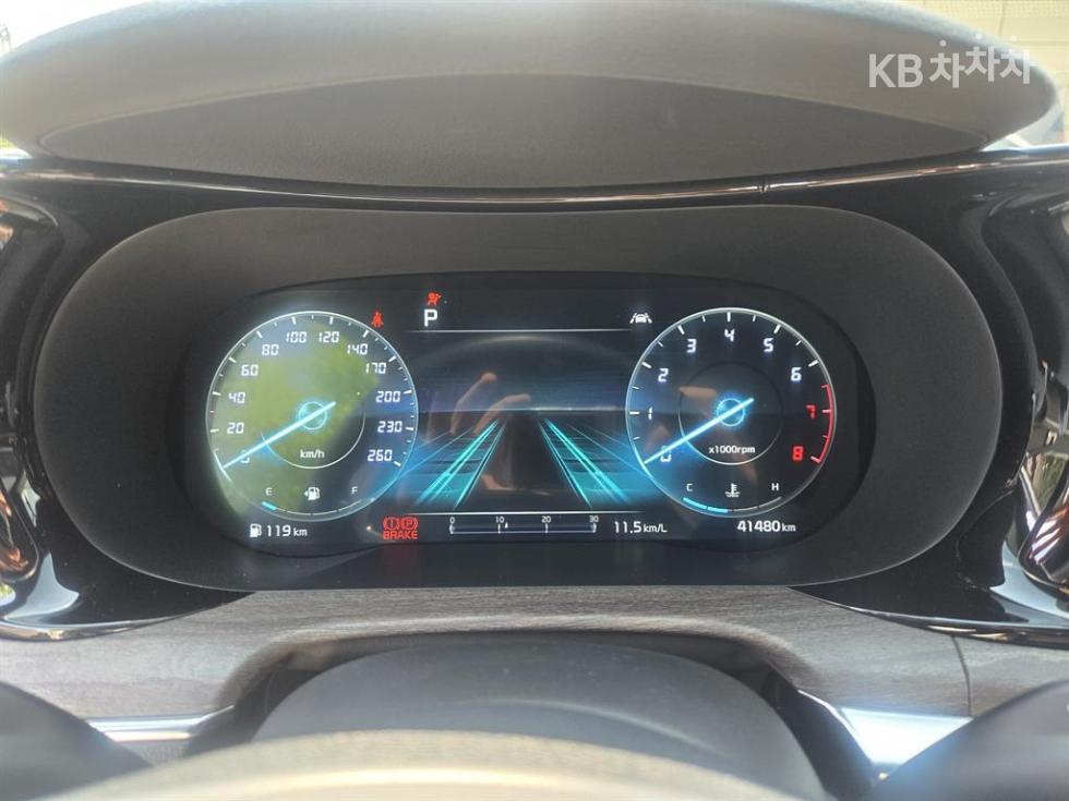 2023 - kia k5