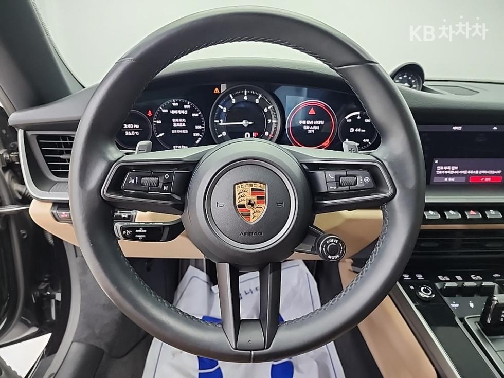 2020 Porsche 911 photo